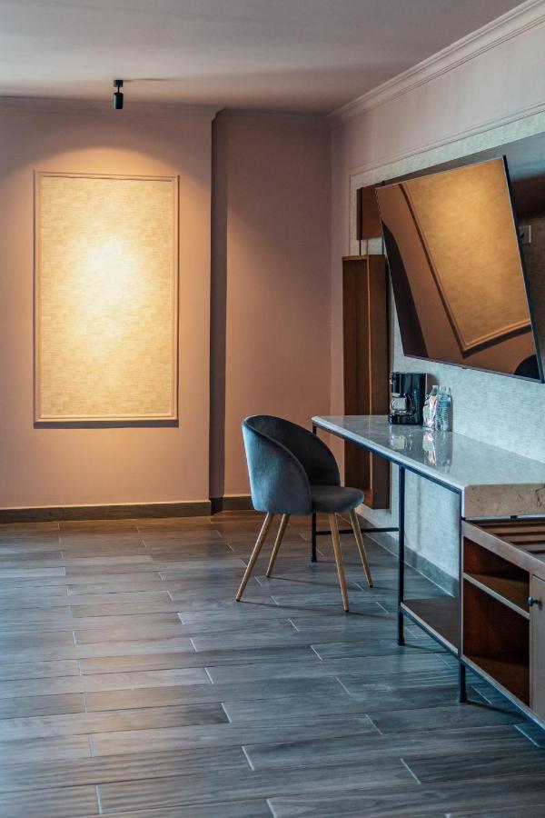 Hotel Mid Project ميريدا المظهر الخارجي الصورة